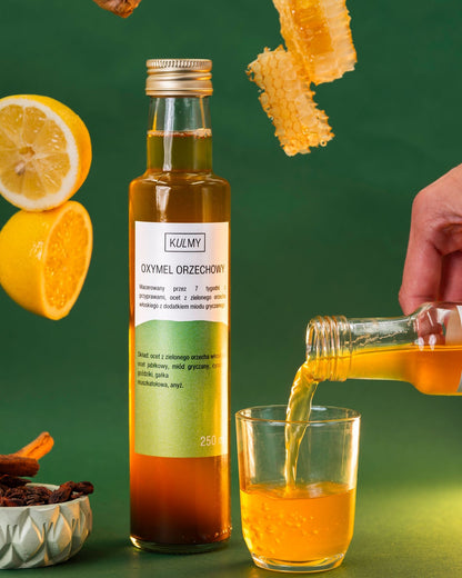 OXYMEL Z ZIELONEGO ORZECHA